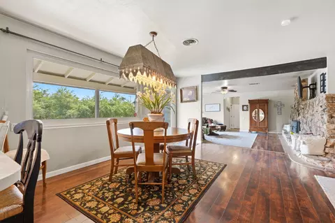 Dining - 5308 E Mount Whitney Ave, Laton, CA 93242 photo 4 of 4