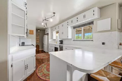 Kitchen - 5308 E Mount Whitney Ave, Laton, CA 93242 photo 1 of 5