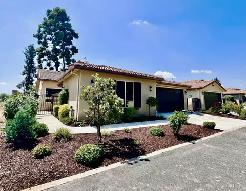 Exterior - 570 Little Ln, Exeter, CA 93221 photo 11 of 12
