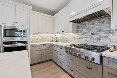Kitchen - 570 Little Ln, Exeter, CA 93221 photo 1 of 8