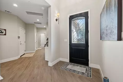 Entry Way - 570 Little Ln, Exeter, CA 93221 photo 1 of 9