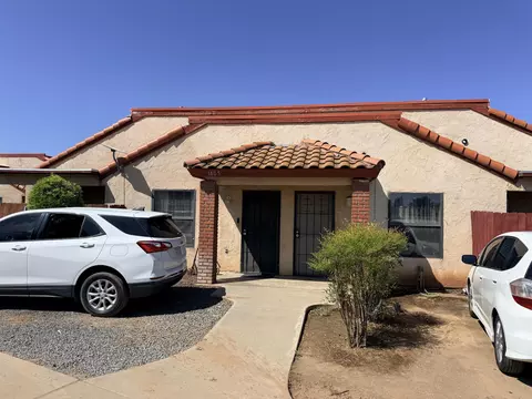 1405 E Cypress Ave, Reedley, CA 93654