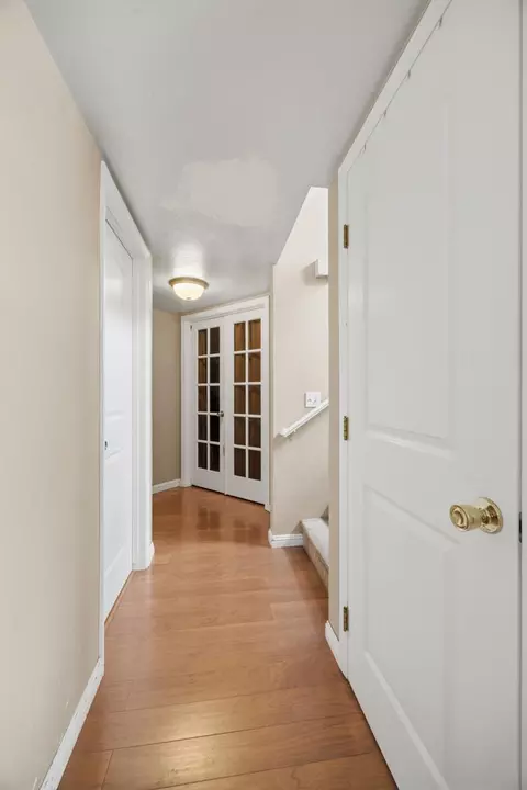 Entry Way - 281 Somerset Dr, Lemoore, CA 93245 photo 2 of 4