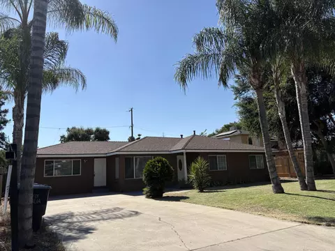 507 S Linda Vista St, Visalia, CA 93277