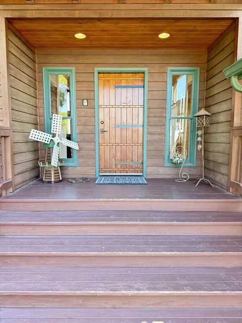 Exterior - 40679 Crystal Dr, Three Rivers, CA 93271 photo 4 of 7