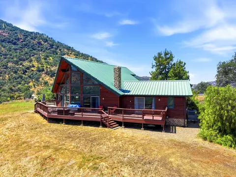 Other - 40679 Crystal Dr, Three Rivers, CA 93271 photo 2 of 10