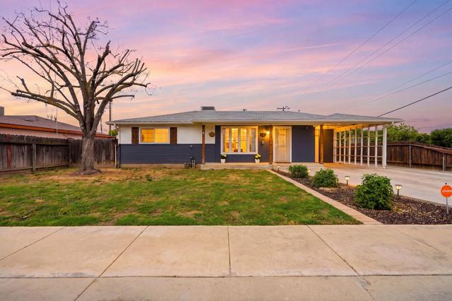 1626 E Sequoia Ave, Tulare, CA 93274