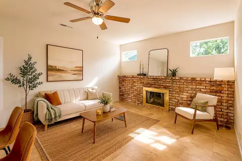 Living - 1150 3rd St #3RD, Gilroy, CA 95020 photo 2 of 5