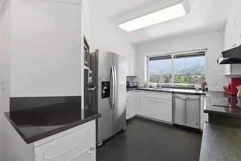 Kitchen - 33295 Globe Dr, Springville, CA 93265 photo 1 of 1