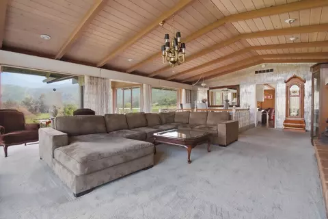 Living - 33295 Globe Dr, Springville, CA 93265 photo 2 of 2
