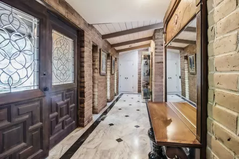 Entry Way - 33295 Globe Dr, Springville, CA 93265 photo 2 of 2