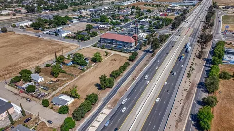 312 W Tuolumne St, Fowler, CA 93625