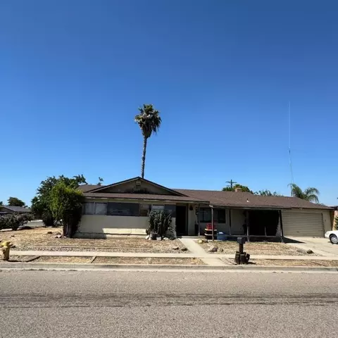 1482 E Walnut Ave, Tulare, CA 93274 photo 7