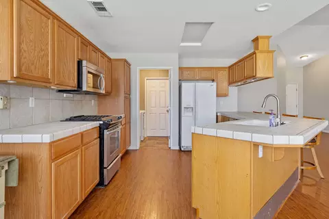 Kitchen - 4036 E Harvard Ave, Visalia, CA 93292 photo 3 of 3
