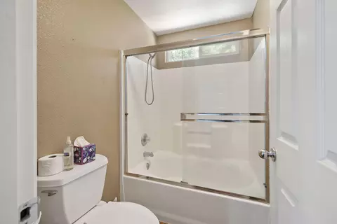 Bath - 4036 E Harvard Ave, Visalia, CA 93292 photo 3 of 3