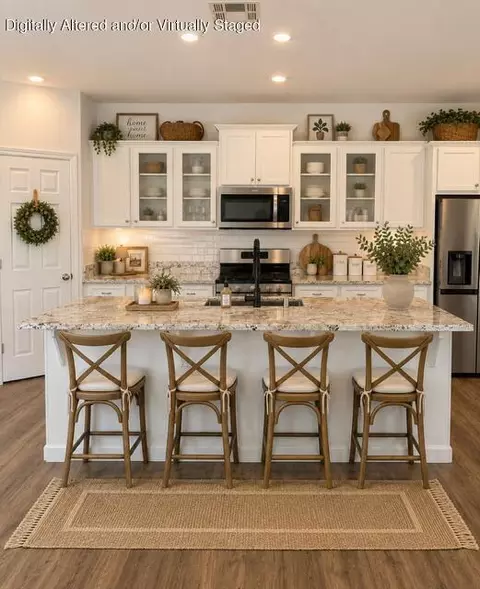 Kitchen - 3604 E Cherry Ave, Visalia, CA 93292 photo 2 of 4