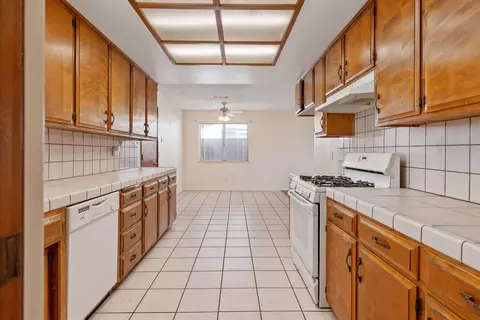 Kitchen - 883 Clover Ln, Hanford, CA 93230 photo 3 of 3