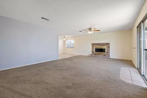 Living - 883 Clover Ln, Hanford, CA 93230 photo 2 of 4