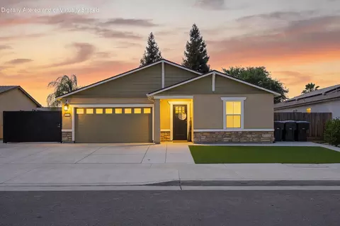2611 S Spruce St, Visalia, CA 93292