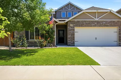 2310 N Crowe St, Visalia, CA 93291