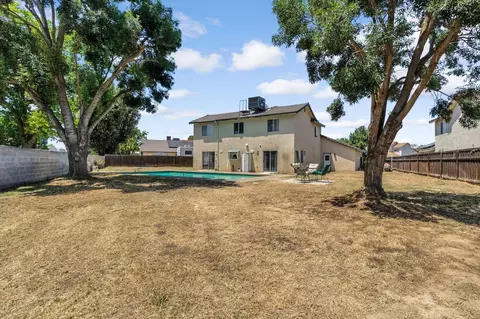 Exterior - 717 E Spring Ln, Lemoore, CA 93245 photo 8 of 8