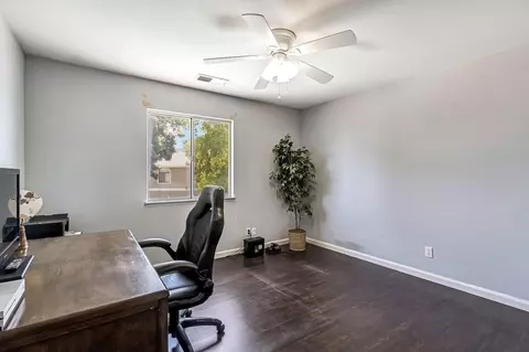 Bedroom - 717 E Spring Ln, Lemoore, CA 93245 photo 5 of 7