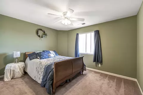 Bedroom - 717 E Spring Ln, Lemoore, CA 93245 photo 3 of 7