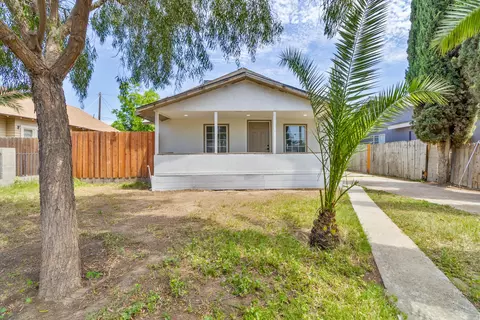 706 S Encina St, Visalia, CA 93277