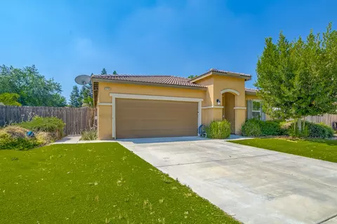 3715 W Buena Vista Ave, Visalia, CA 93291