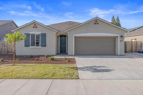 3524 E Harter Ct, Visalia, CA 93292