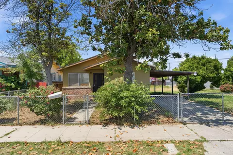 117 NE 5th Ave, Visalia, CA 93291