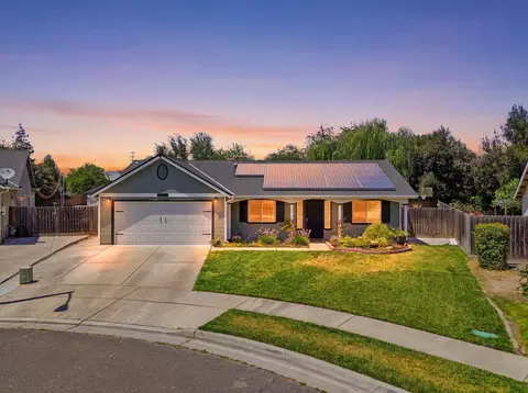 2258 Kirch Flat Ave, Tulare, CA 93274