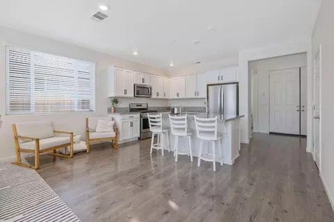 3201 E Harter Ave, Visalia, CA 93292 photo 11