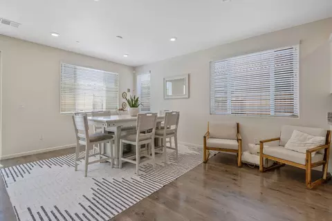 3201 E Harter Ave, Visalia, CA 93292 photo 16