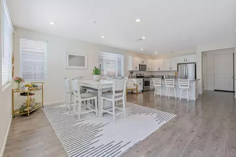 3201 E Harter Ave, Visalia, CA 93292 photo 17