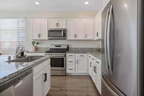 3201 E Harter Ave, Visalia, CA 93292 photo 12
