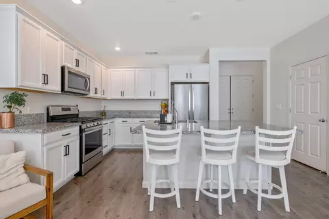 3201 E Harter Ave, Visalia, CA 93292 photo 10