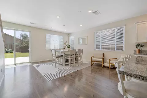 3201 E Harter Ave, Visalia, CA 93292 photo 15