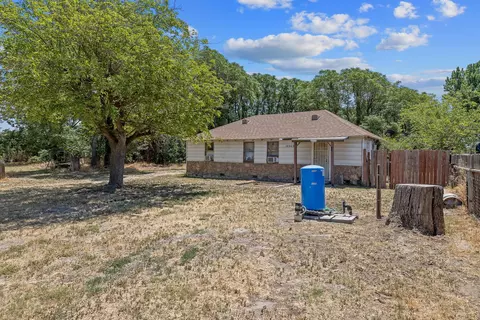 Exterior - 18309 Java Ave, Lemoore, CA 93245 photo 3 of 11