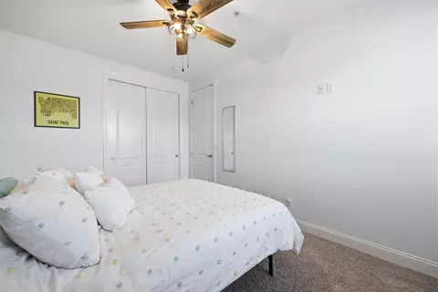 Bedroom - 2208 W Benton Ct, Exeter, CA 93221 photo 6 of 10