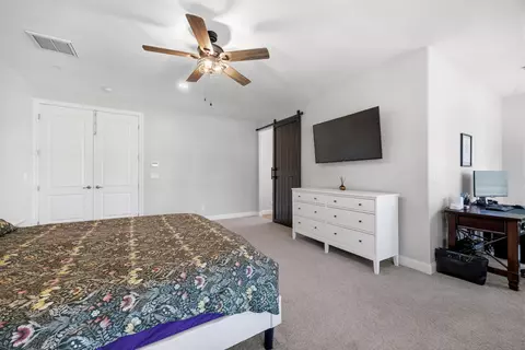 Bedroom - 2208 W Benton Ct, Exeter, CA 93221 photo 8 of 10