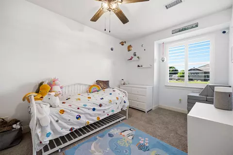 Bedroom - 2208 W Benton Ct, Exeter, CA 93221 photo 3 of 10
