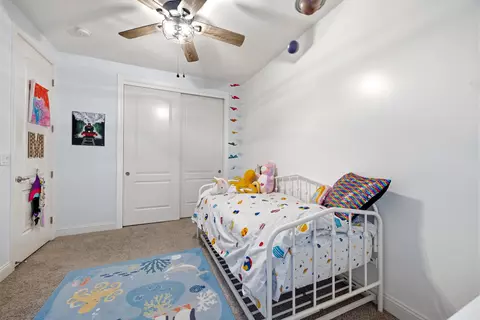 Bedroom - 2208 W Benton Ct, Exeter, CA 93221 photo 4 of 10
