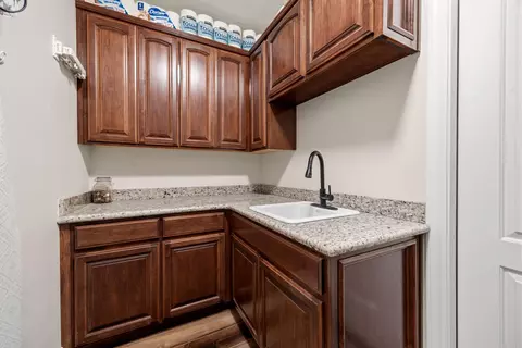 Other - 2208 W Benton Ct, Exeter, CA 93221 photo 4 of 17