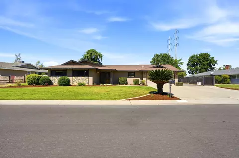 31121 Tower Rd, Visalia, CA 93292
