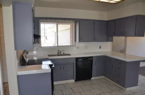 Kitchen - 339 W Spring Ln, Lemoore, CA 93245 photo 1 of 4