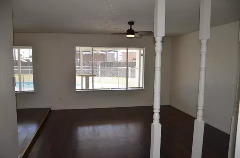 Living - 339 W Spring Ln, Lemoore, CA 93245 photo 2 of 5