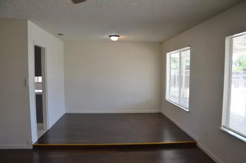 Living - 339 W Spring Ln, Lemoore, CA 93245 photo 3 of 5