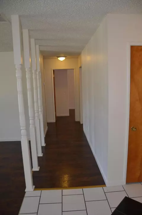Entry Way - 339 W Spring Ln, Lemoore, CA 93245 photo 1 of 1
