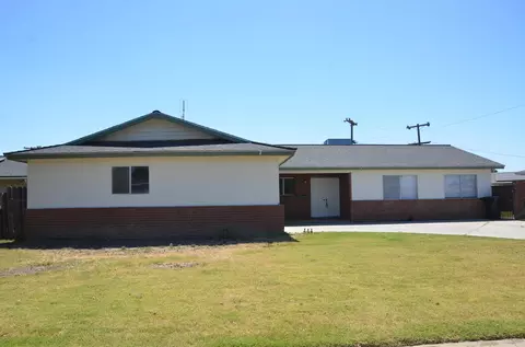 Exterior - 339 W Spring Ln, Lemoore, CA 93245 photo 7 of 7